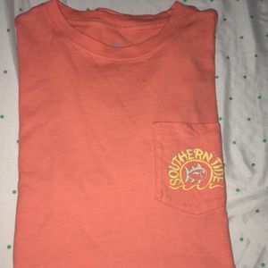 Coral shirt sleeve shirt
